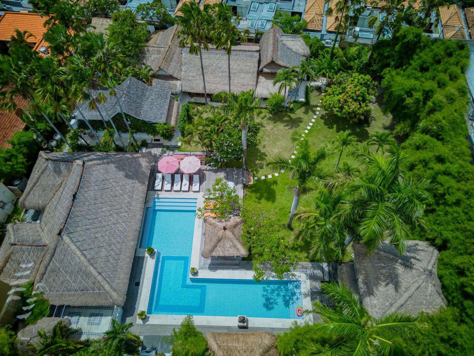 Villa Kalis, 10 Bedroom Family And Group Villa Семиньяк Экстерьер фото