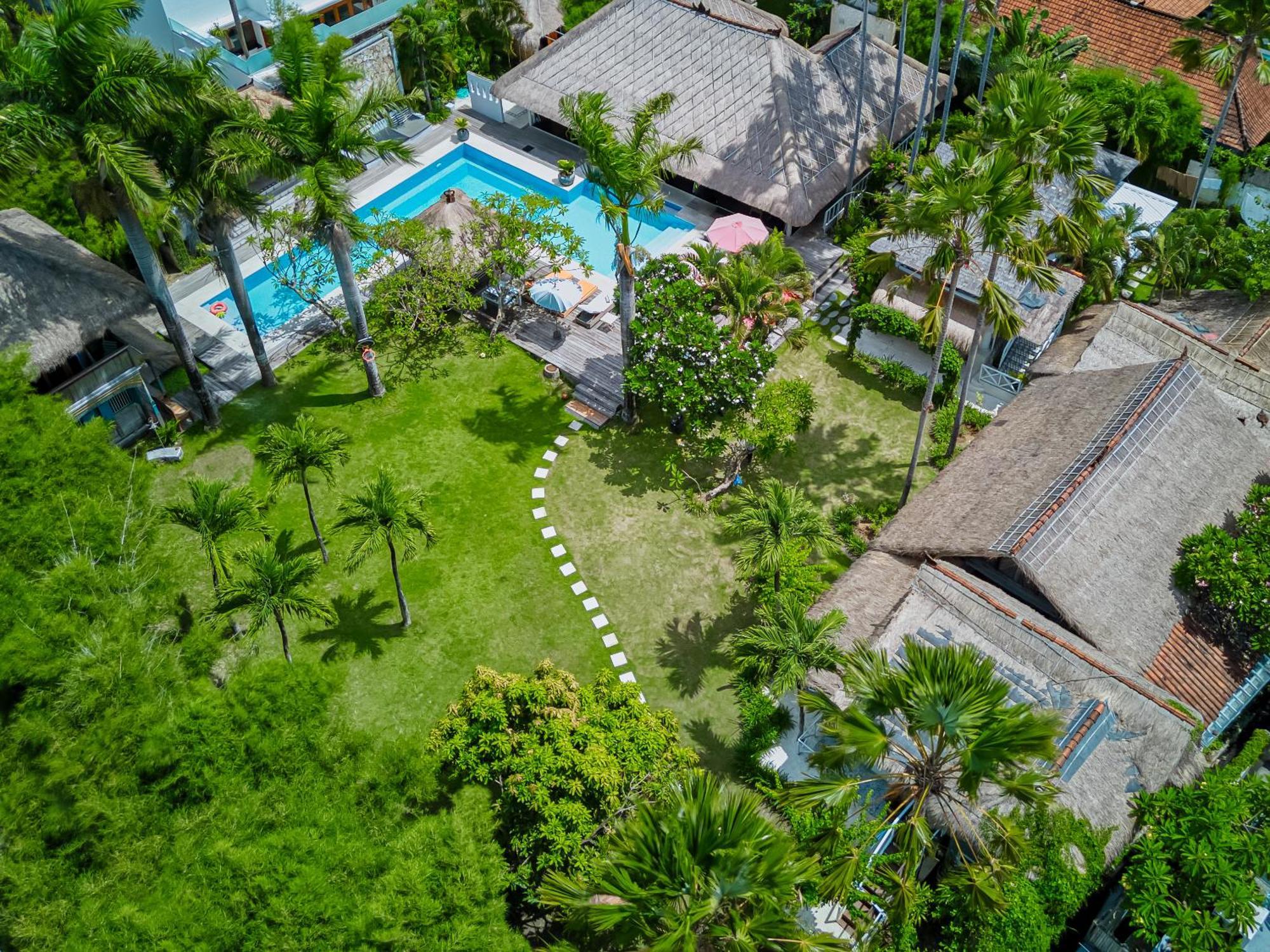 Villa Kalis, 10 Bedroom Family And Group Villa Семиньяк Экстерьер фото